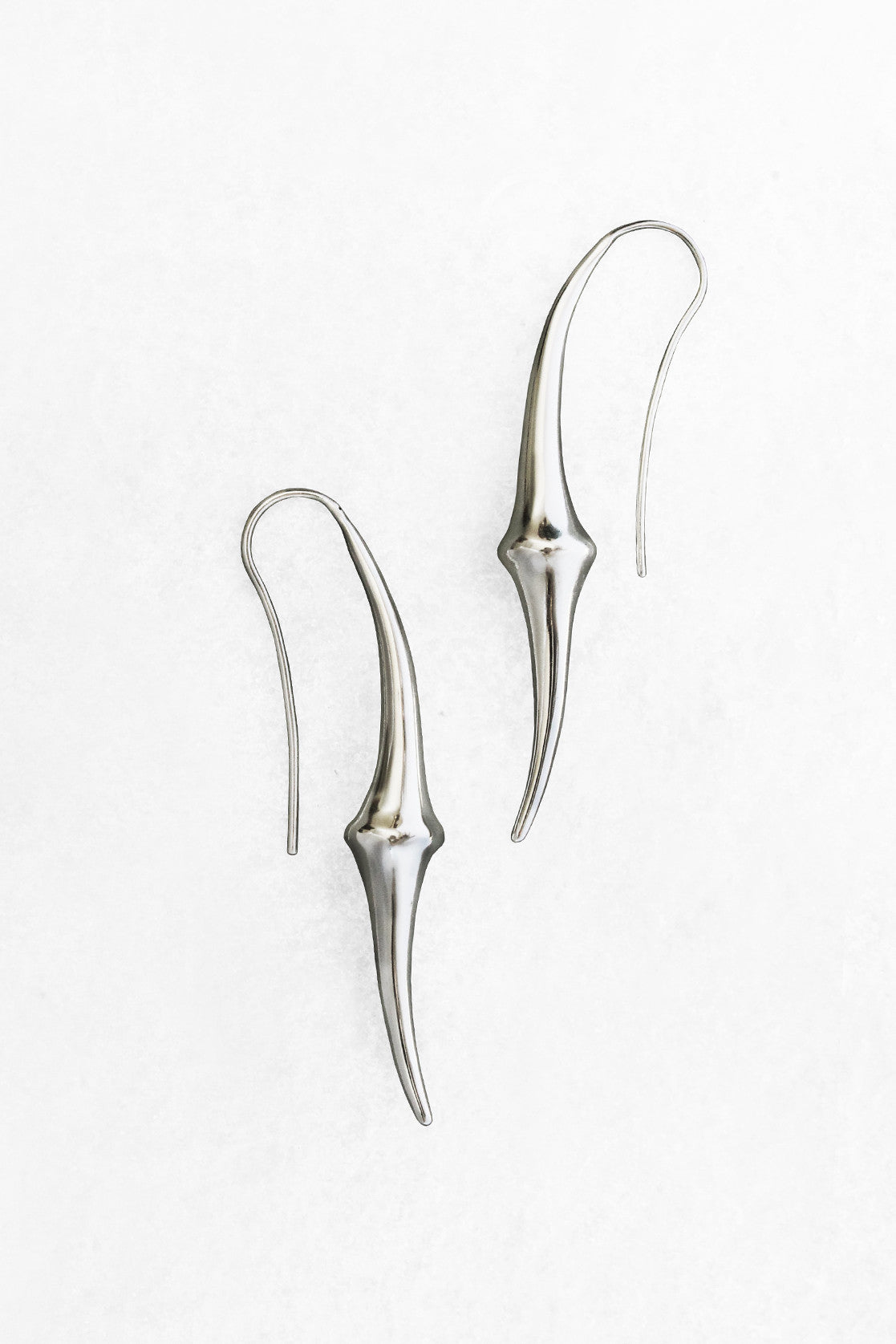 HYBRID LIQUID HOOP EARRING SILVER - SYDORIA